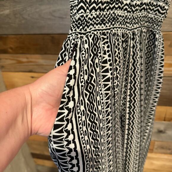 Prana Bijou Halter Wide Leg Jumpsuit Black/White Geo Tribal Boho Print Size S - Picture 10 of 16